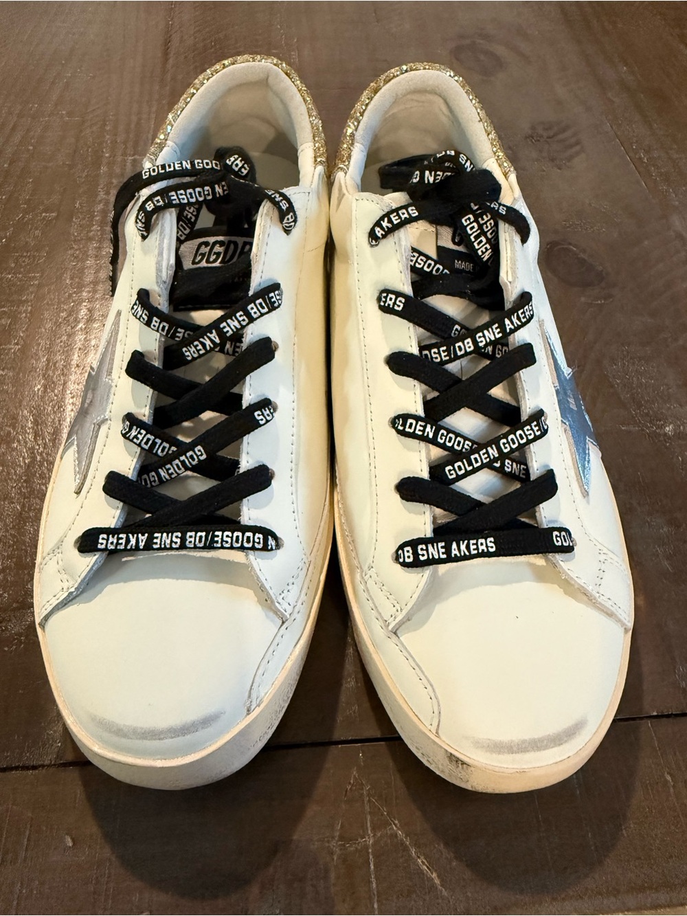 Golden Goose White Sneakers with Silver Star and Gold Glitter Heel - Picture 3 of 8
